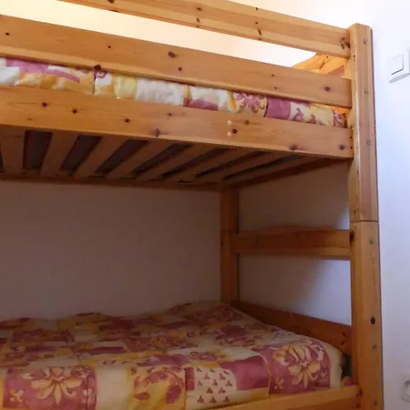 Horizon Marine Apartment *